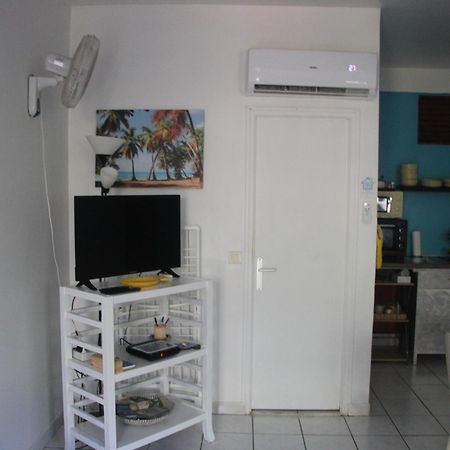 Le Colibri Et Le Frangipanier Apartment La Trinite Bagian luar foto